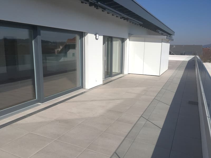 Moderne 5.5-Zimmer-Attikawohnung mit grosser Terrasse in Niederbuchsiten (5)