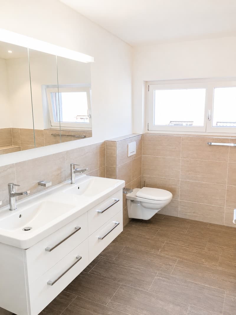 Moderne 5.5-Zimmer-Attikawohnung mit grosser Terrasse in Niederbuchsiten (8)
