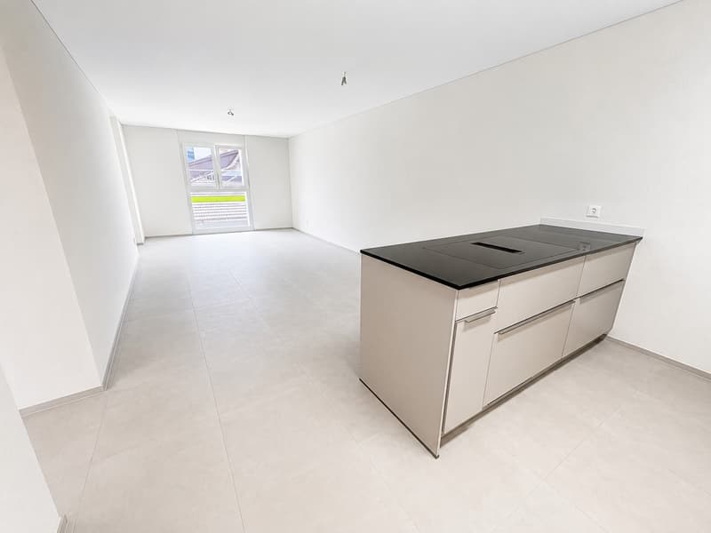Erstvermietung 2026 Moderne 3.5-Zimmerwohnung mit hochwertigem Ausbaustandard (4)