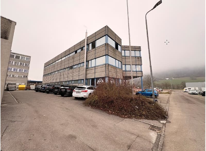 Gewerbeliegenschaft mit Entwicklungspotential in Aarburg (2)