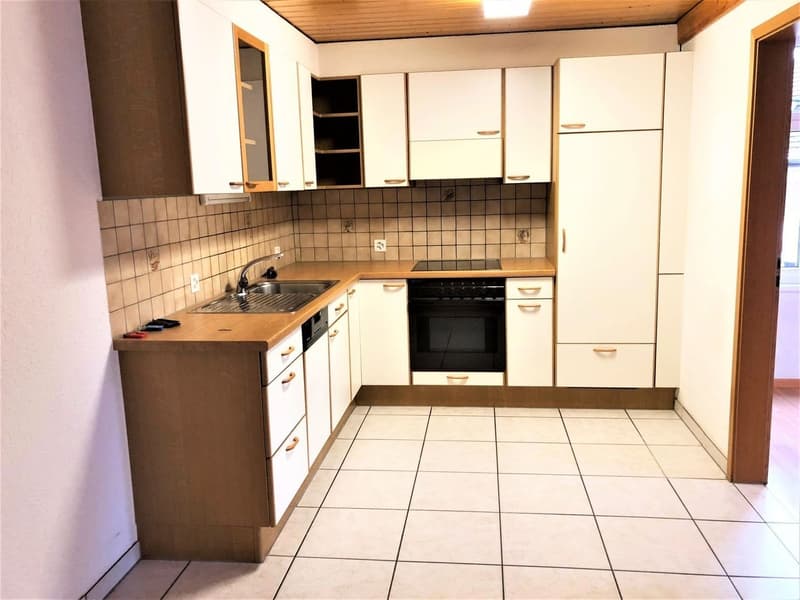 Gemütliche 3.5-Zimmerwohnung in ruhigem Mehrfamilienhaus in Welschenrohr (5)