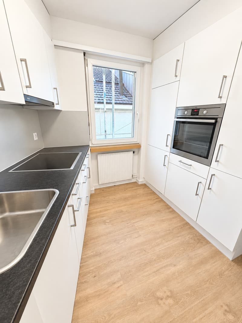 Exklusive, neu renovierte 4.5-Zimmerwohnung mit Studio an zentraler Lage in Sissach (4)