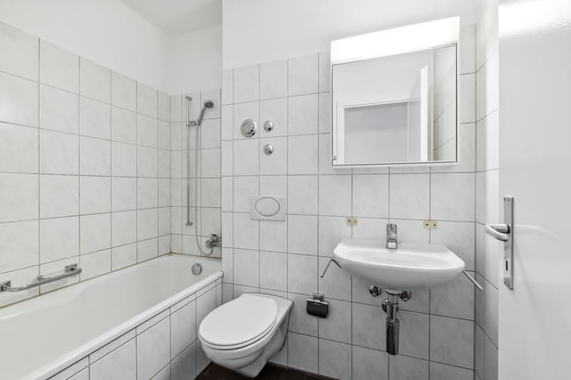 Moderne Wohnung mit sonnigem Balkon (9)