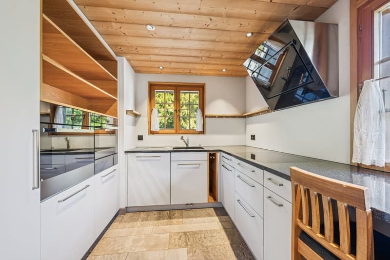 Exklusives Chalet in sonniger Aussichtslage im Herzen des Pays-d’Enhaut (12)