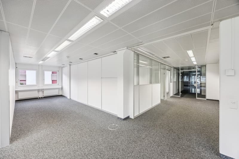 Moderne & klimatisierte Bürofläche im Talgut-Zentrum Ittigen – 280 m² sofort verfügbar (10)