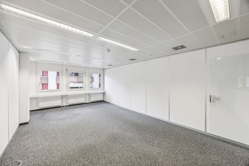 Moderne & klimatisierte Bürofläche im Talgut-Zentrum Ittigen – 280 m² sofort verfügbar (8)