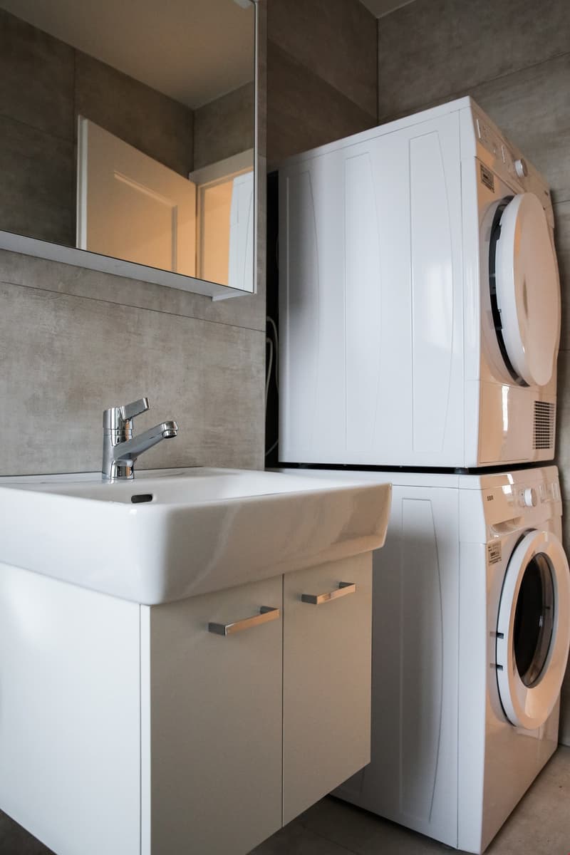 Top moderne Wohnung im Herzen vom Breitsch (3)