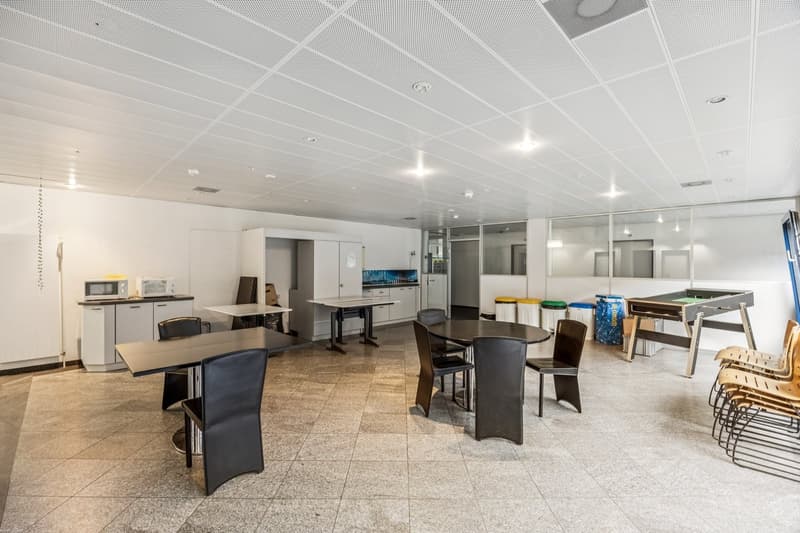 Moderne & klimatisierte Bürofläche im Talgut-Zentrum Ittigen – 280 m² sofort verfügbar (14)