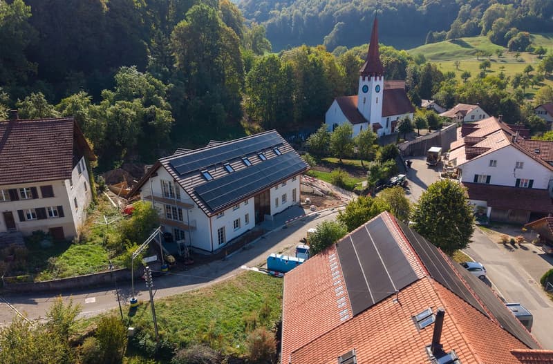 Aussenansicht inkl. Umgebung