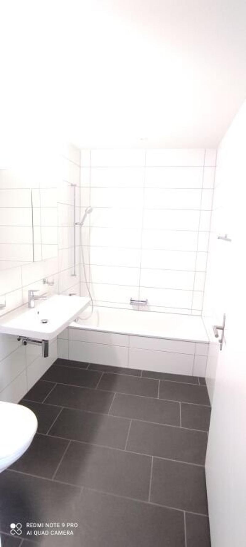 Badezimmer mit Badewanne