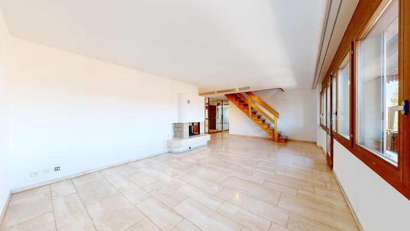 Exklusive 3½-Zimmer-Maisonette-Wohnung mit Panoramaausblick (5)
