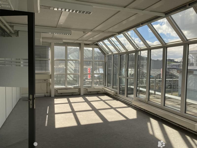 Moderne Büroflächen mit flexiblen Grundrissen (3)
