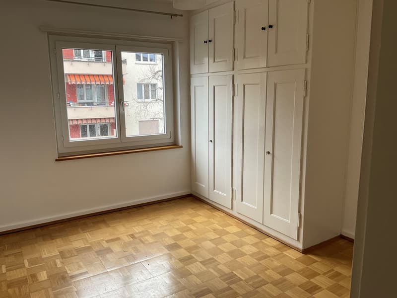 3-Zimmerwohnung im ruhigen Champagnequartier (13)