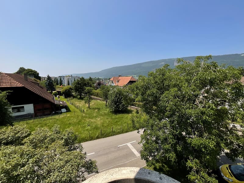 Sonnige 3.5-Zimmer-Wohnung mit Seesicht in Ipsach (9)