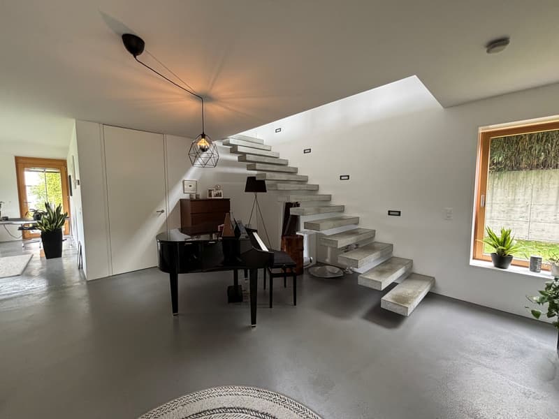 Grosszügiges 5.5-Zimmer-Einfamilienhaus in Bellmund (12)