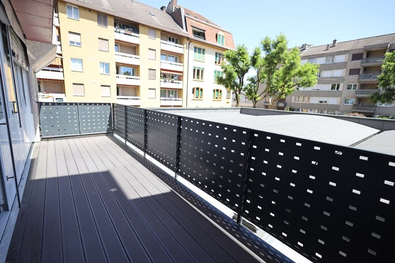 Neu sanierte 2-Zimmer-Wohnung im Zentrum von Biel (3)