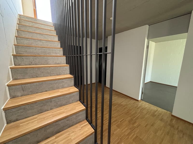 Helle 4.5-Zimmer-Duplexwohnung mit Balkon in Biel (10)
