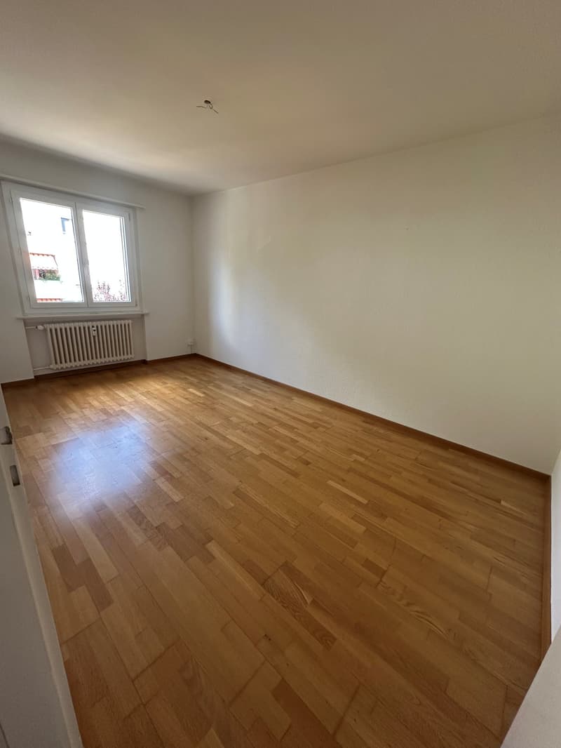 Gemütliche 3-Zimmer-Wohnung mit Balkon in Nidau (3)