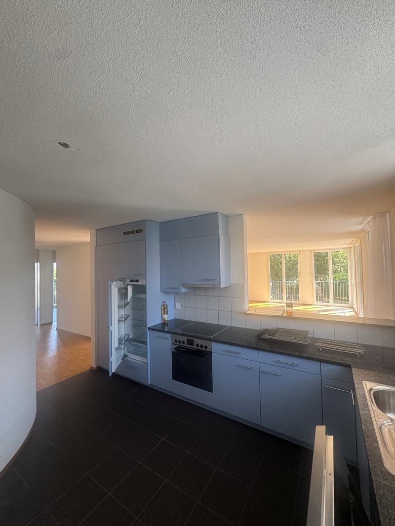 Moderne 4.5-Zimmer-Wohnung mit Balkon in Ipsach (7)