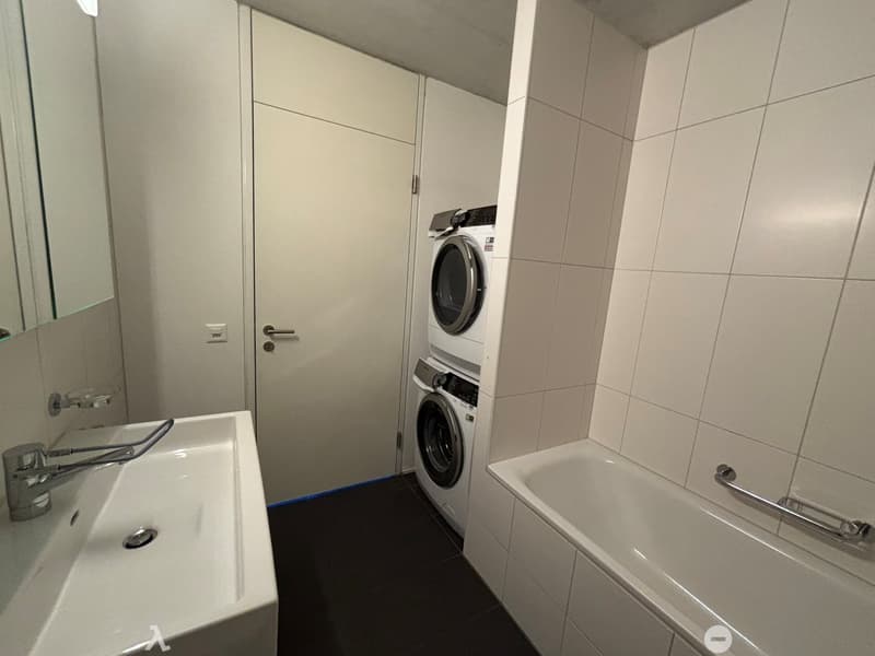 Helle 4.5-Zimmer-Wohnung zur Miete in Biel (4)