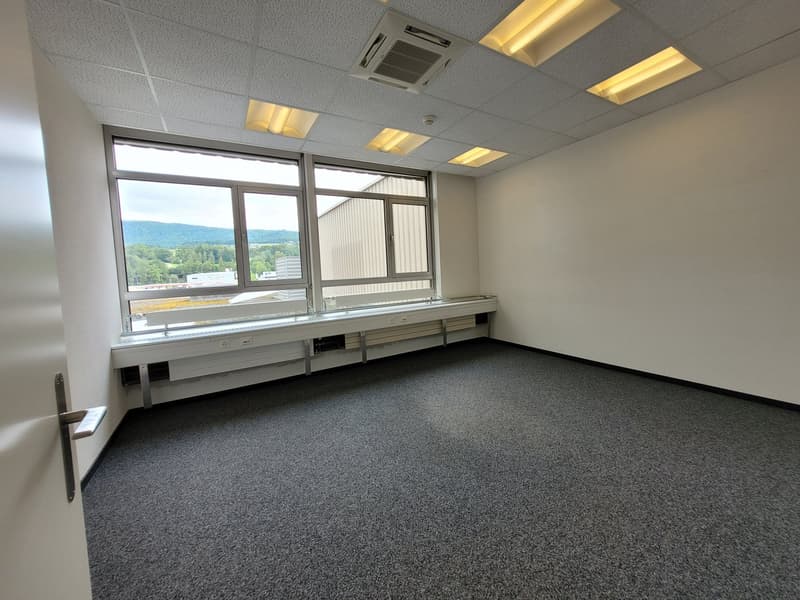 Temporino - in "LINK" creative space for interim use (4)