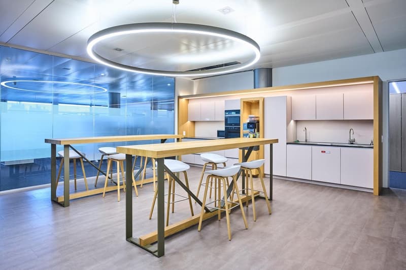 Ihr Business-Zuhause im Herzen von Zürich-Altstetten – ausgebaut und bezugsbereit (11)