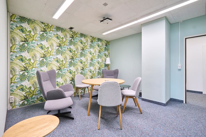 Espace commercial et de bureau attractif dans un excellent emplacement en ville (2)