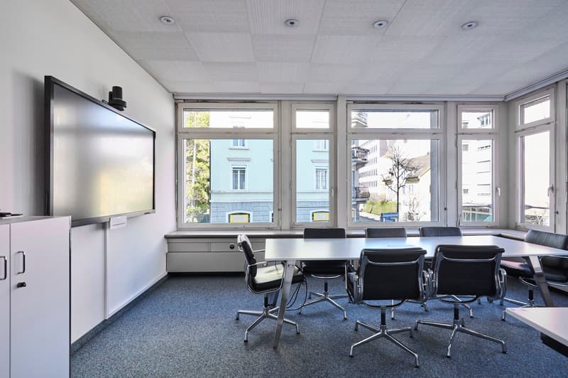 Espace commercial et de bureau attractif dans un excellent emplacement en ville (3)