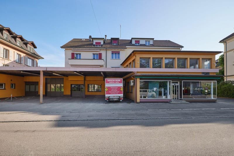 Spazio commerciale con area di vendita al piano terra (500m2 di cui 90m2 di negozio) ... (2)