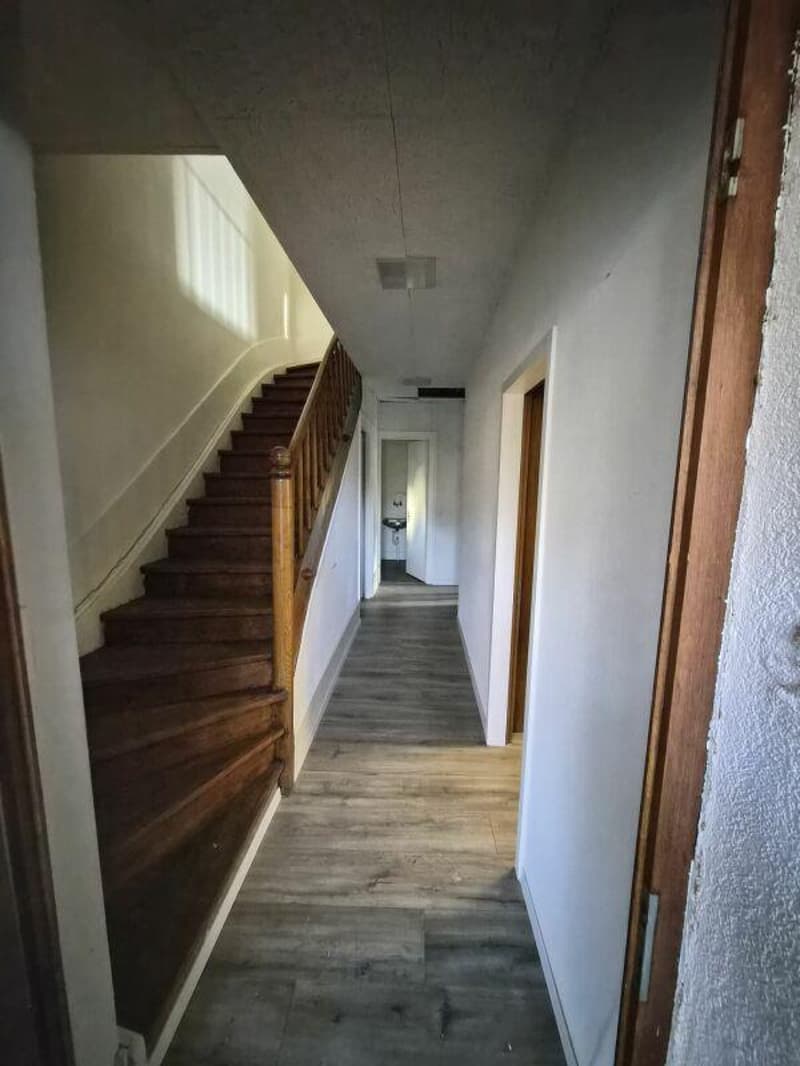 Bureau, cabinet ou similaire à Gevève - beaucoup de choses sont pos... (2)