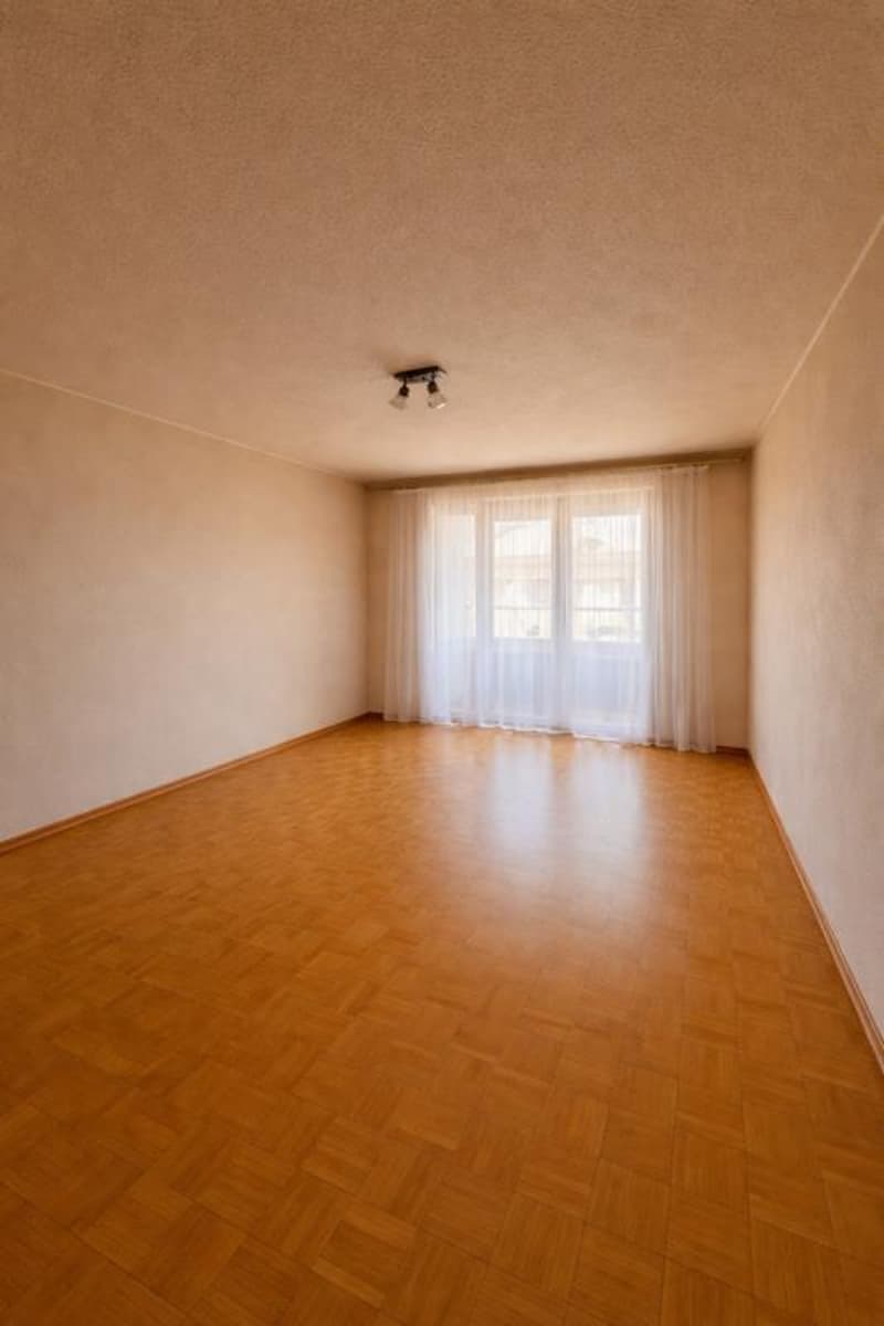 Preiswerte 2.5-Zimmerwohnung sucht neue Mieter (4)