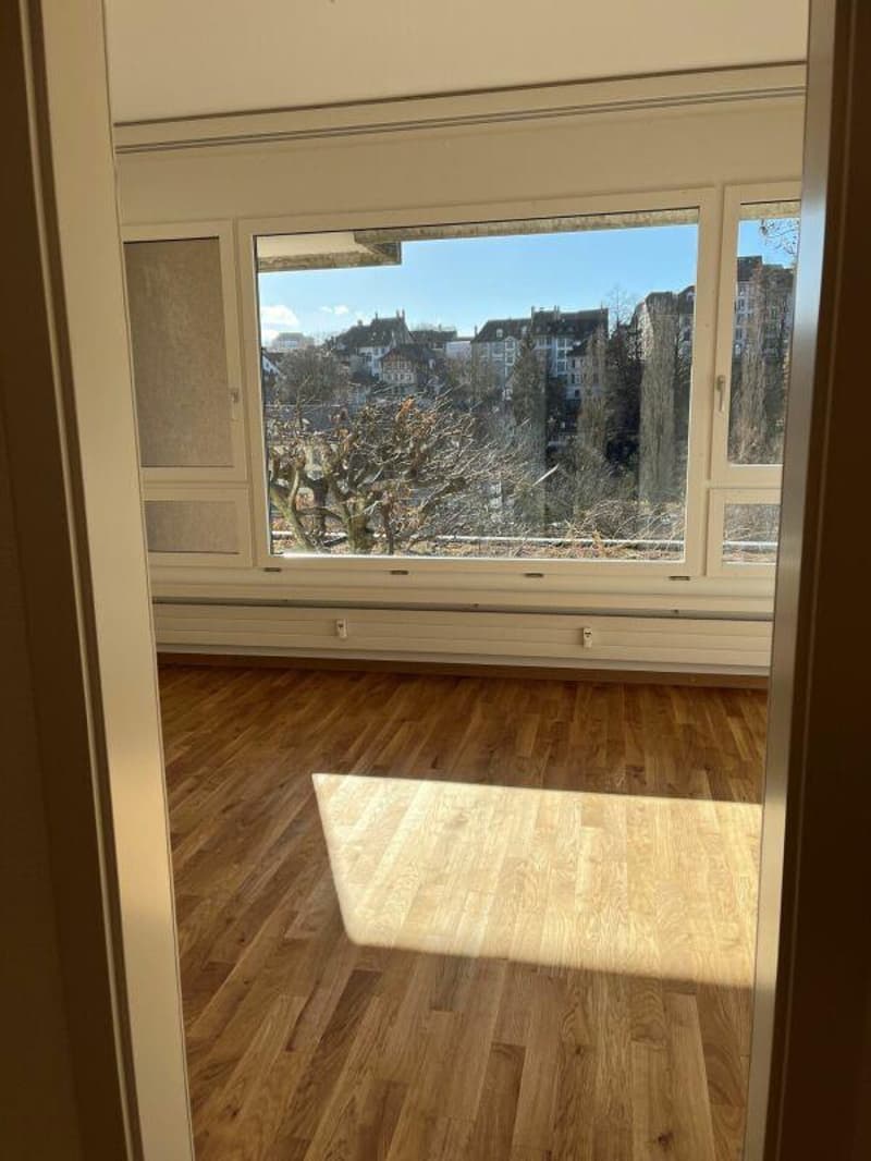 Schöner Wohnen mit Blick auf die Aare und die Berner Altstadt (6)