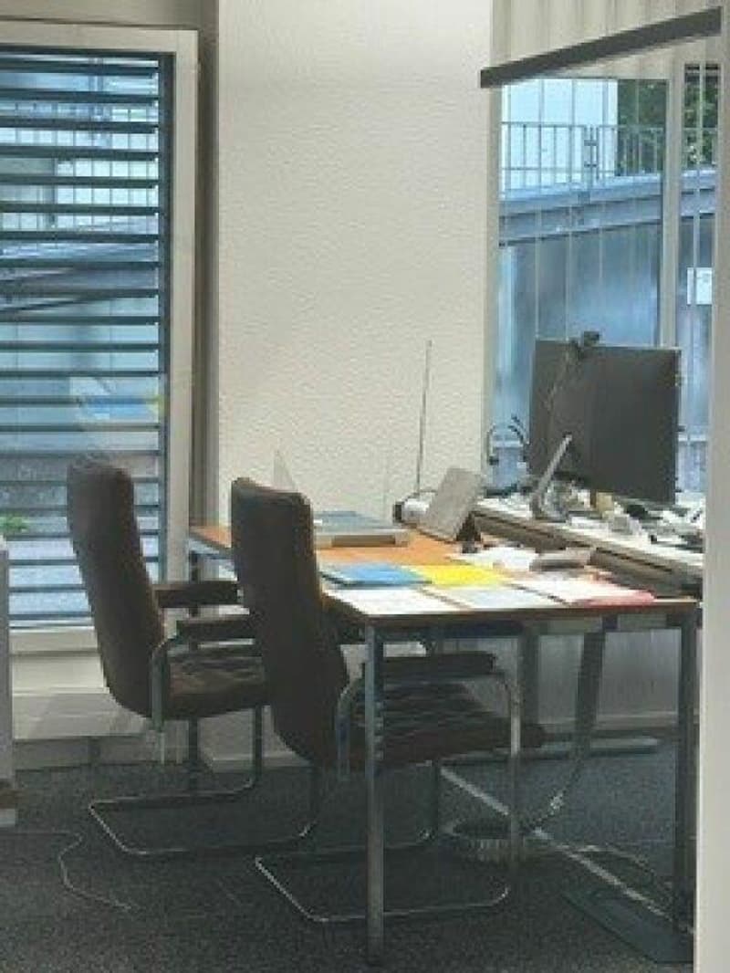 Büro-/Praxisräume mit Schaufensterfront (3)