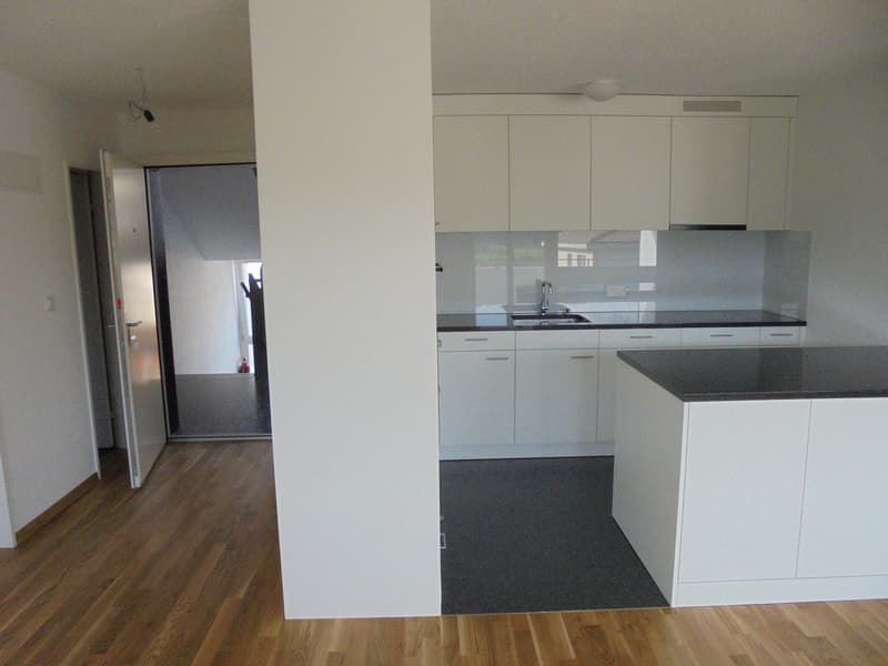 Helle 2.5-Zimmer-Wohnung mit Balkon in Langnau im Emmental – ab November 2026 verfügbar (2)