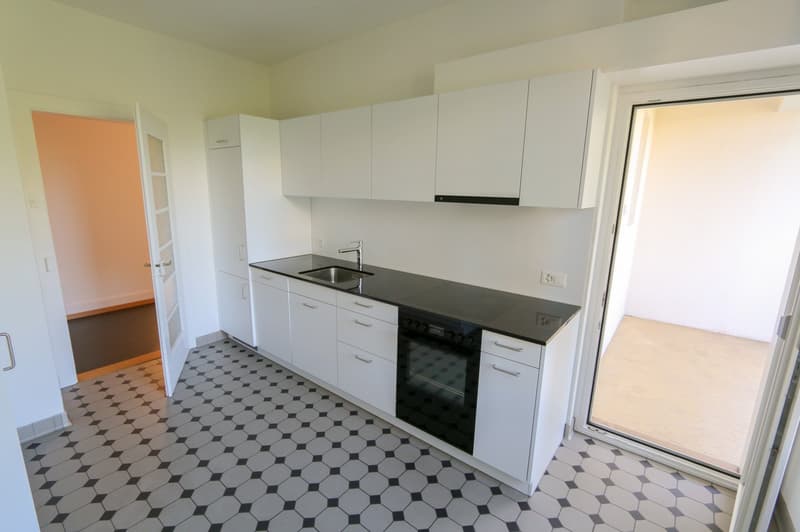 Helle 3-Zimmer-Wohnung mit Balkon an der Monbijoustrasse in Bern (3)