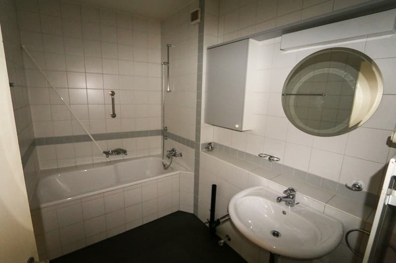 Charmante 3-Zimmer-Wohnung mit Balkon und Cheminée in Bern (5)