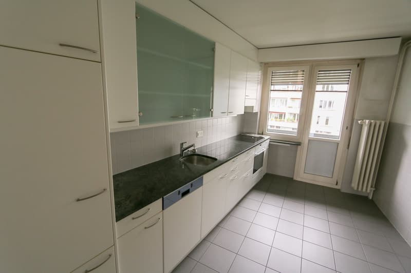 Charmante 3-Zimmer-Wohnung mit Balkon und Cheminée in Bern (1)