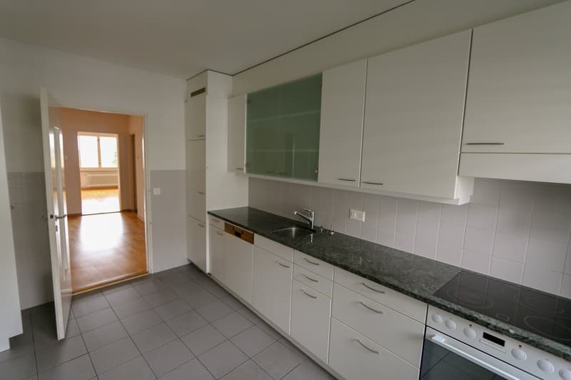 Charmante 3-Zimmer-Wohnung mit Balkon und Cheminée in Bern (4)
