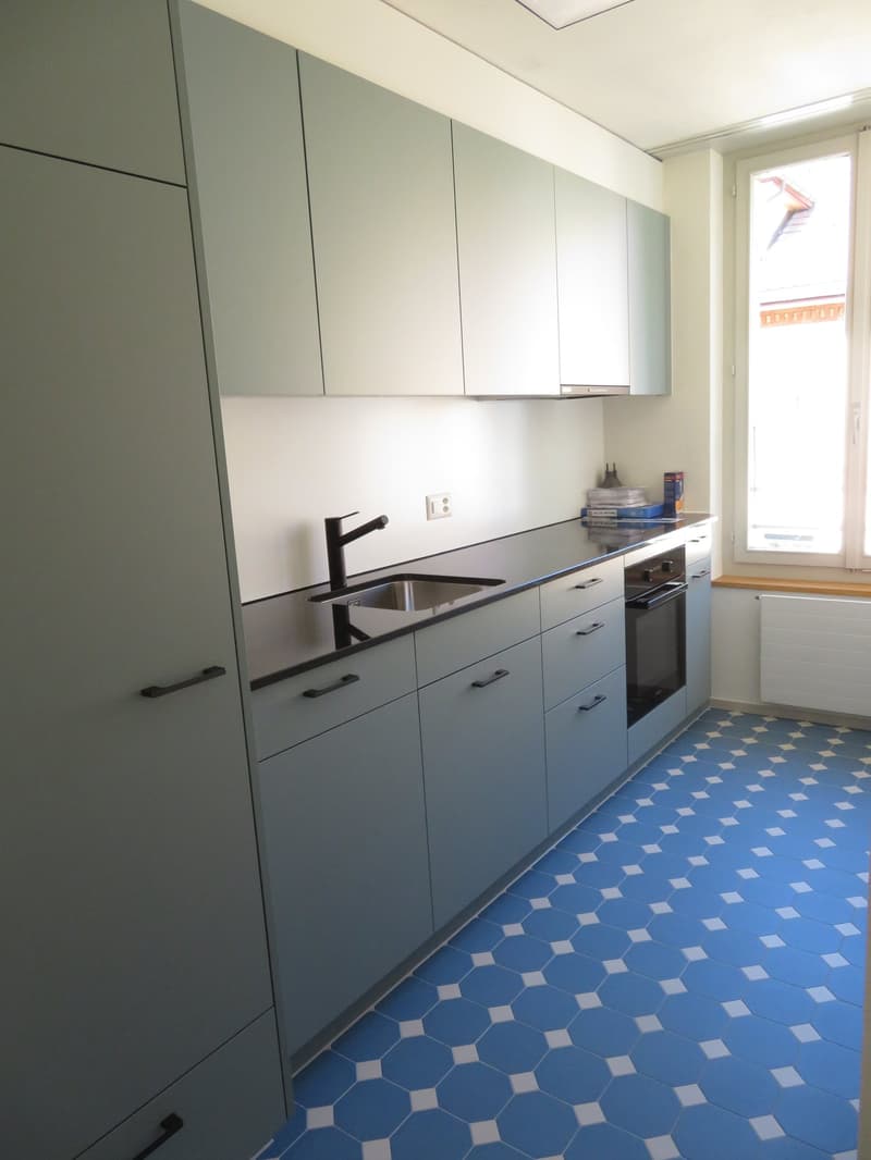 Grosszügige und frisch sanierte Wohnung zu vermieten (23)