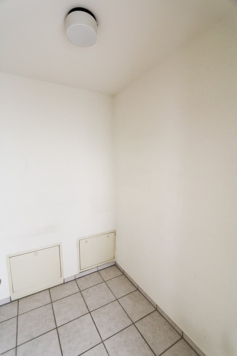 Sonnige 3.5-Zimmer-Wohnung mit Gartensitzplatz in Bern zu vermieten (9)