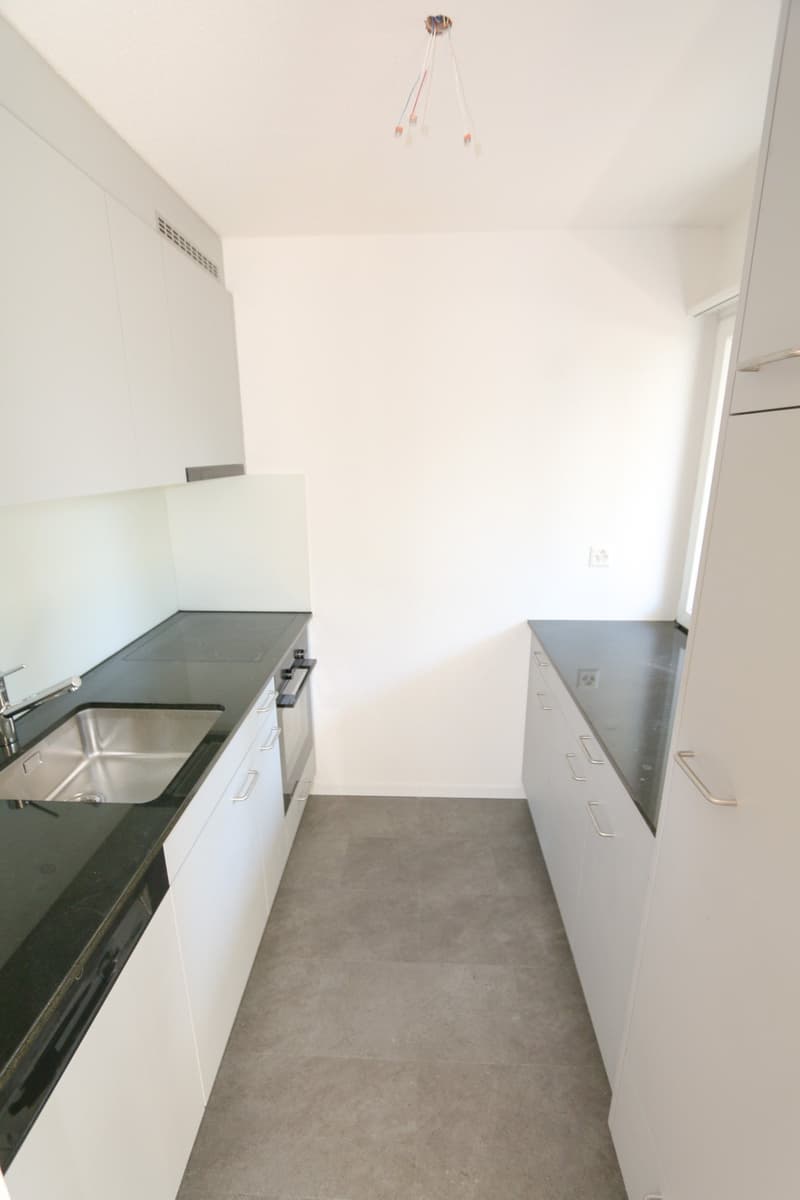 Helle 3.5-Zimmer-Wohnung in Rüfenacht BE – frisch renoviert und sofort verfügbar (2)