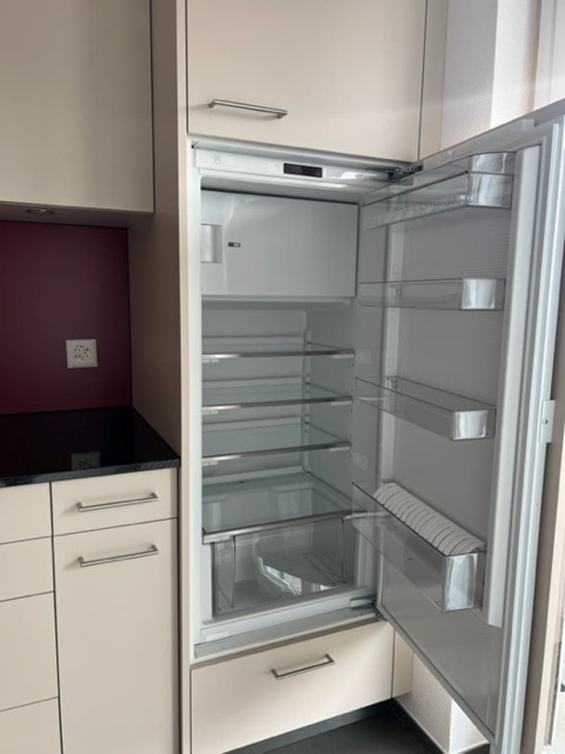 Helle 3-Zimmer-Wohnung an der Mittelstrasse in Bern – ab sofort verfügbar! (2)