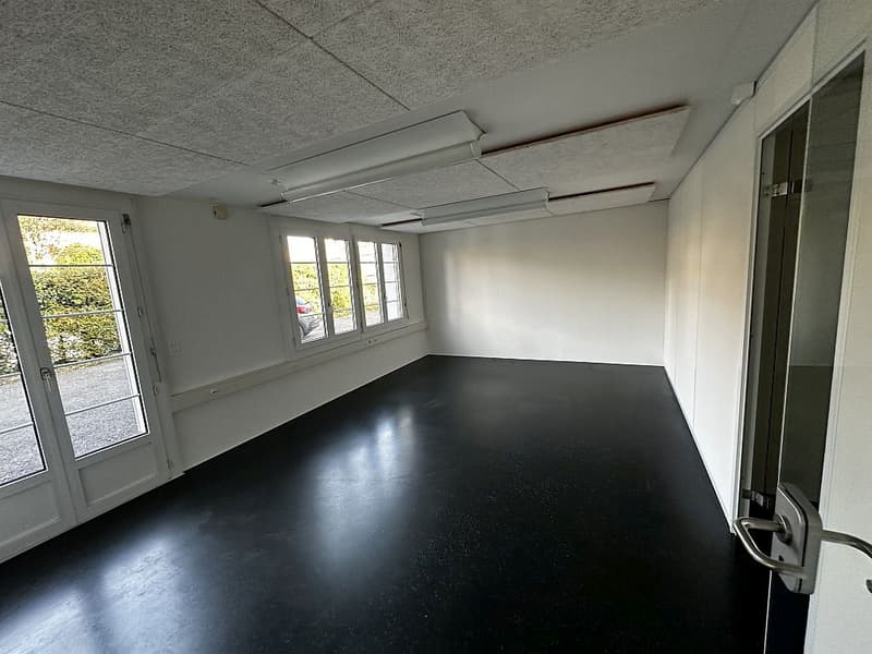 Gewerberaum / Büro, Parterre (9)