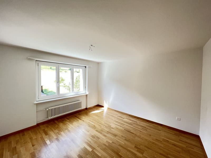 4 1/2-Zimmerwohnung, 1. Stock links (4)