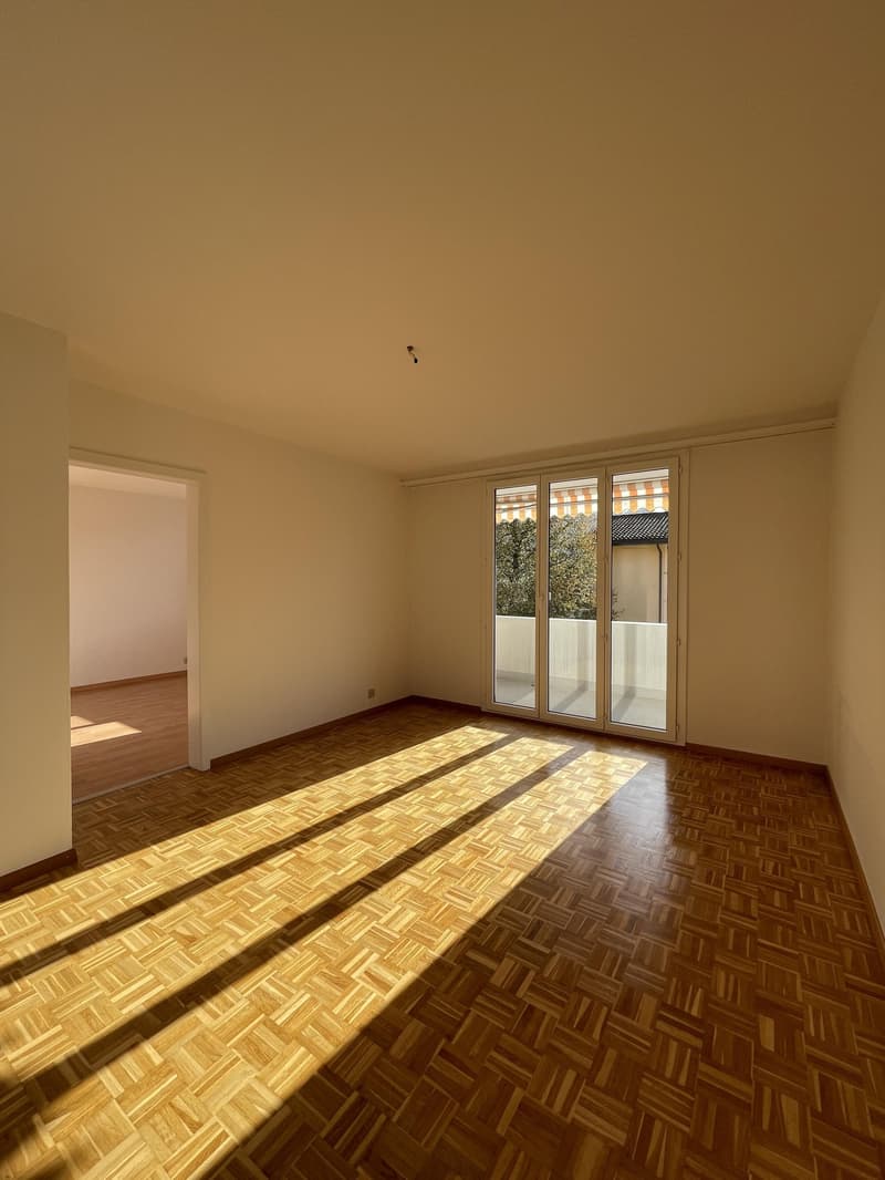 2 1/2-Zimmerwohnung, 2. Stock rechts (6)