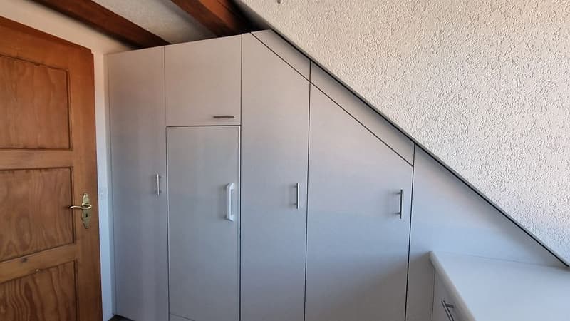 3.5-Zimmer-Dachwohnung mit Galerie mit Dachschräge (4)