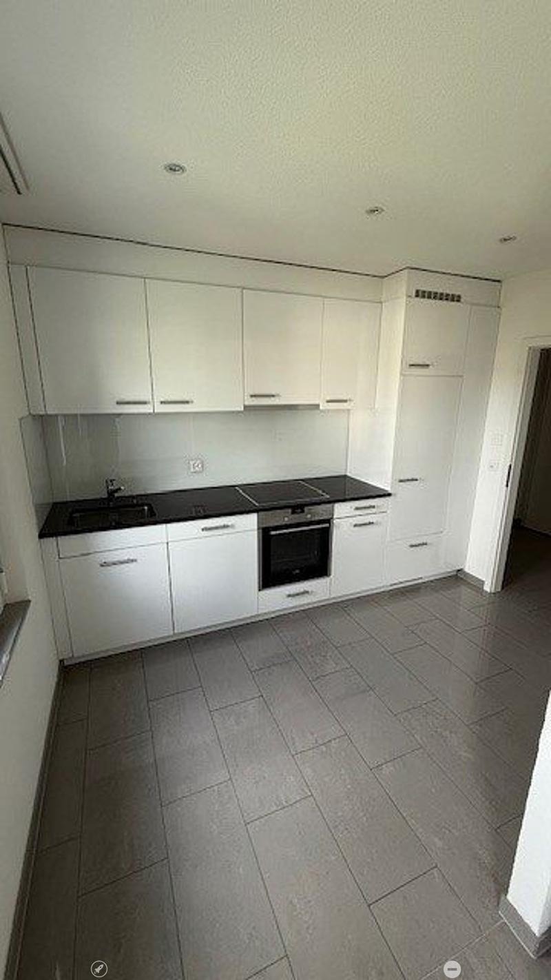 Charmante 2-Zimmerwohnung - im Zentrum von Biel/Bienne (4)