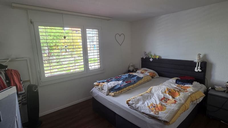 3.5-Zimmerwohnung, Parterre links (5)