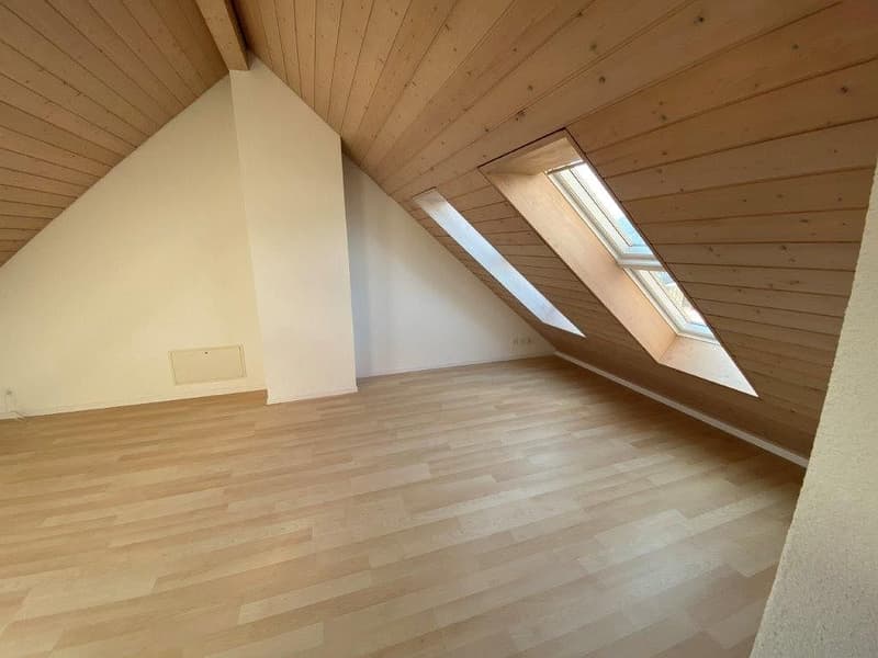 2 1/2-Zimmerwohnung, 3. Stock mitte (5)