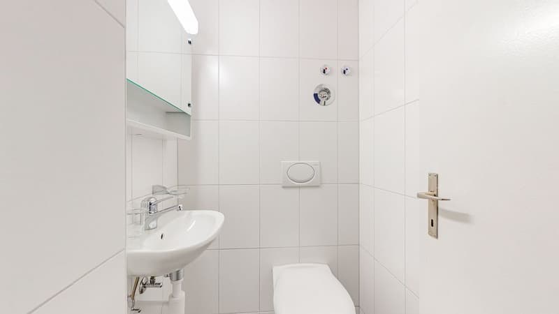 4-Zimmerwohnung, Parterre rechts (10)